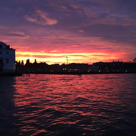 Romantic Enchantment With Private Bathroom Venezia Esterno foto