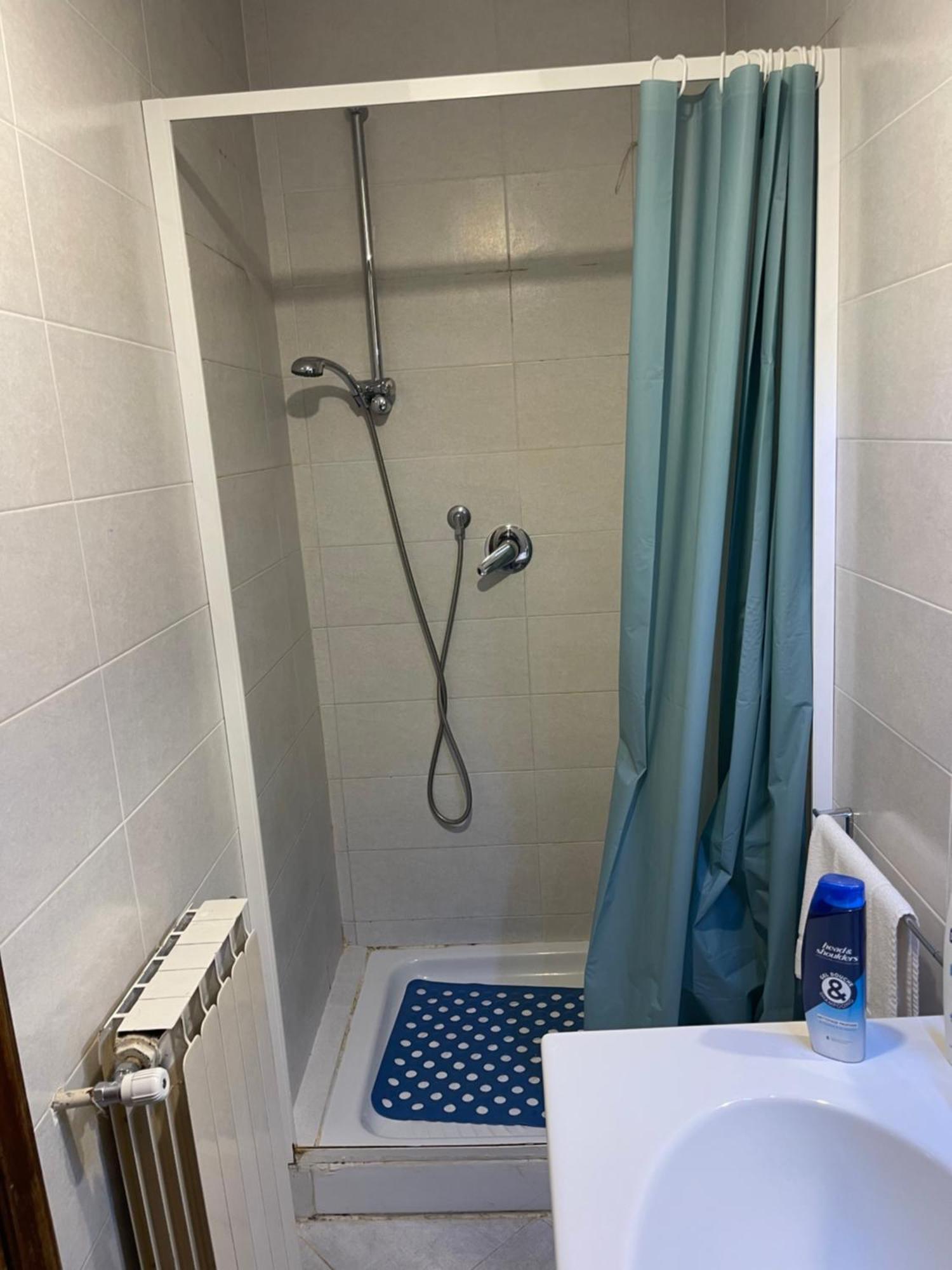 Romantic Enchantment With Private Bathroom Venezia Camera foto